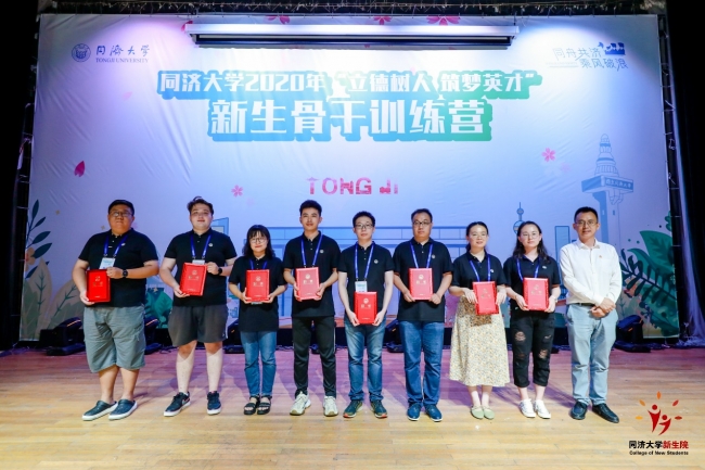 图片4 图片4